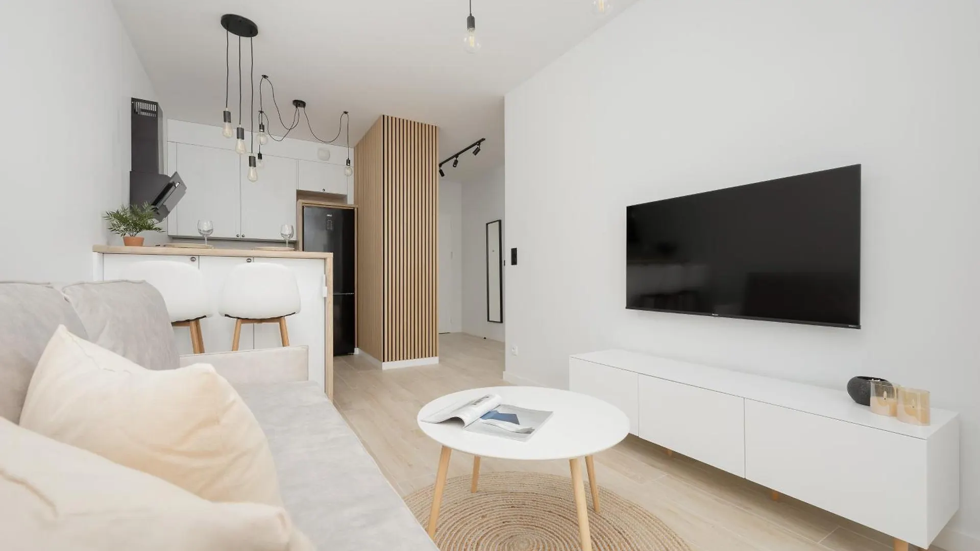 Stylish Apartments With Parking By Noclegi Renters ワルシャワ