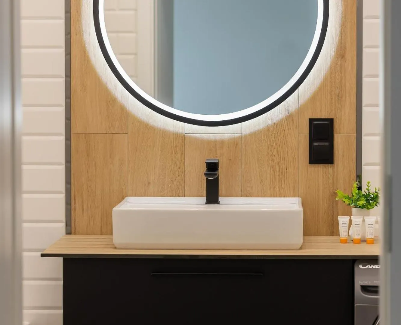 Stylish Apartments With Parking By Noclegi Renters ワルシャワ 0*,  ポーランド